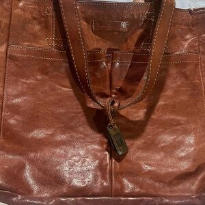 FRYE AUTHENTIC COGNAC Leather Tote Bag. LIKE NEW !!